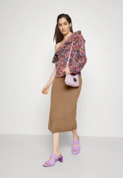 Midi SkirtGonna A TubinoDark Beige Donna Gonne PUG21B003-B11 -Vendite ONLY 0aa277254b1c44e6b0629a654c4b8657