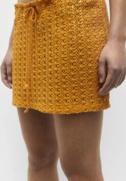 PULL & BEAR Sequinned Crochet Gonna A CampanaMustard Yellow Donna Gonne PUC21B0JK-E11 11 PULL & BEAR Sequinned Crochet Gonna A CampanaMustard Yellow Donna Gonne PUC21B0JK-E11 -Vendite ONLY 0b1ef541fe3c420d8ee27534574201f7