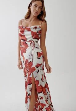 Tussah WinnieVestito LungoRed Oversized Floral Donna Vestiti TUQ21C0K9-A11 12 Tussah WinnieVestito LungoRed Oversized Floral Donna Vestiti TUQ21C0K9-A11 -Vendite ONLY 119e84e8878b4381a6f3937b2d5d53f9