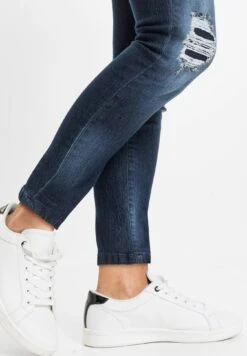Verkürzt Mit Destroy DetailsJeans Skinny FitBlue Donna Jeans B3D21N0X8-K11 11 Verkürzt Mit Destroy DetailsJeans Skinny FitBlue Donna Jeans B3D21N0X8-K11 -Vendite ONLY 1399b29f44974c42a05fe0d7d84d0ab4