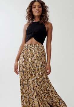 Tussah Miri Midi- Gonna A Pieghe - Ikat Print 11 Tussah Miri Midi- Gonna A Pieghe - Ikat Print -Vendite ONLY 14c3d29ec5424c9e903ab67115192898