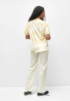 PULL & BEAR The Rolling Stones American Tour 1972T-Shirt Con StampaMulti Coloured Donna T-shirt E Top PUC21D2F0-B11 10 PULL & BEAR The Rolling Stones American Tour 1972T-Shirt Con StampaMulti Coloured Donna T-shirt E Top PUC21D2F0-B11 -Vendite ONLY 1fc455ae17704e5b9a93d71abc63e50a