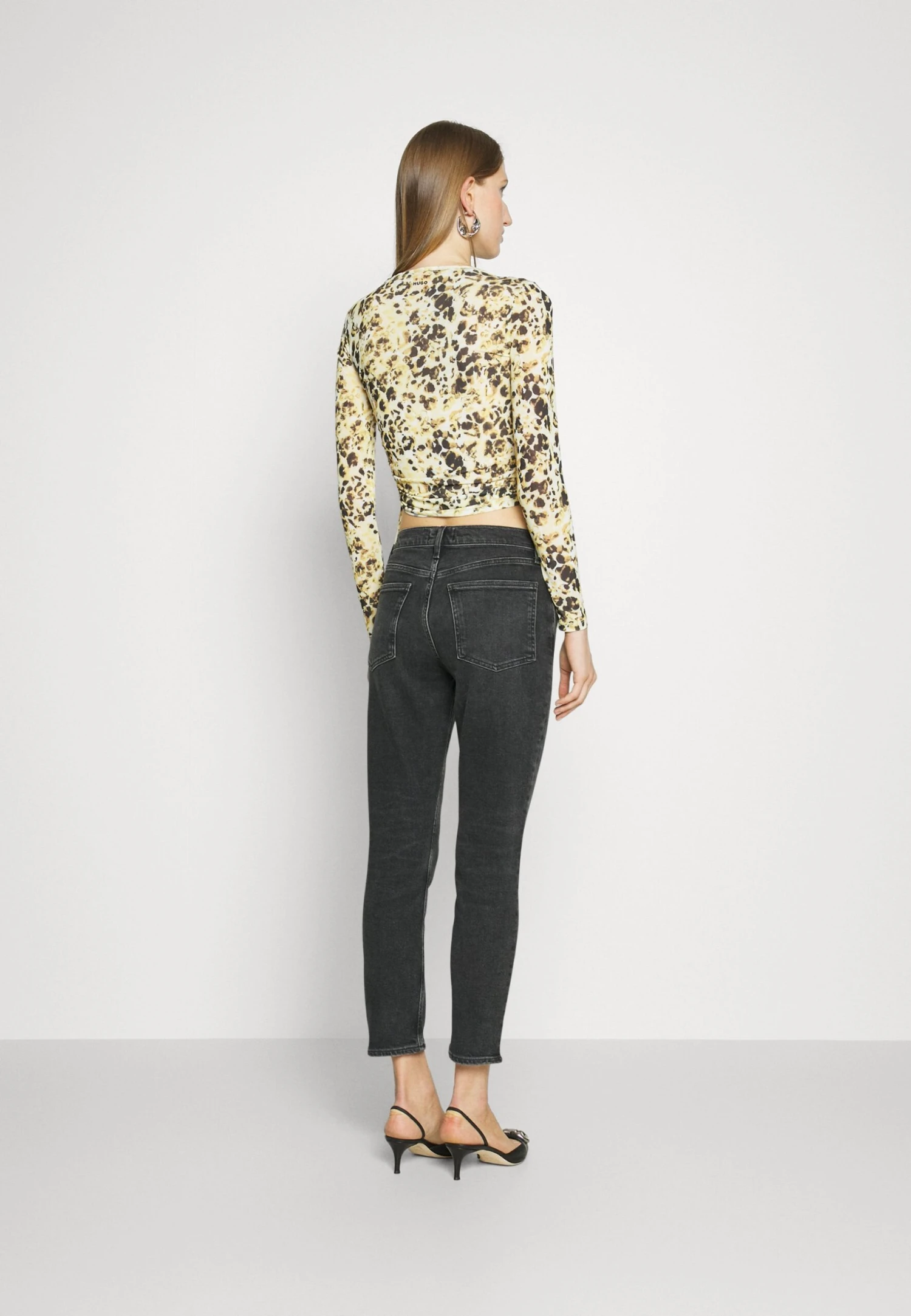 AGOLDE WillowJeans Slim FitWashed Black Donna Jeans AGA21N06W-Q11 5 AGOLDE WillowJeans Slim FitWashed Black Donna Jeans AGA21N06W-Q11 - immagine 3