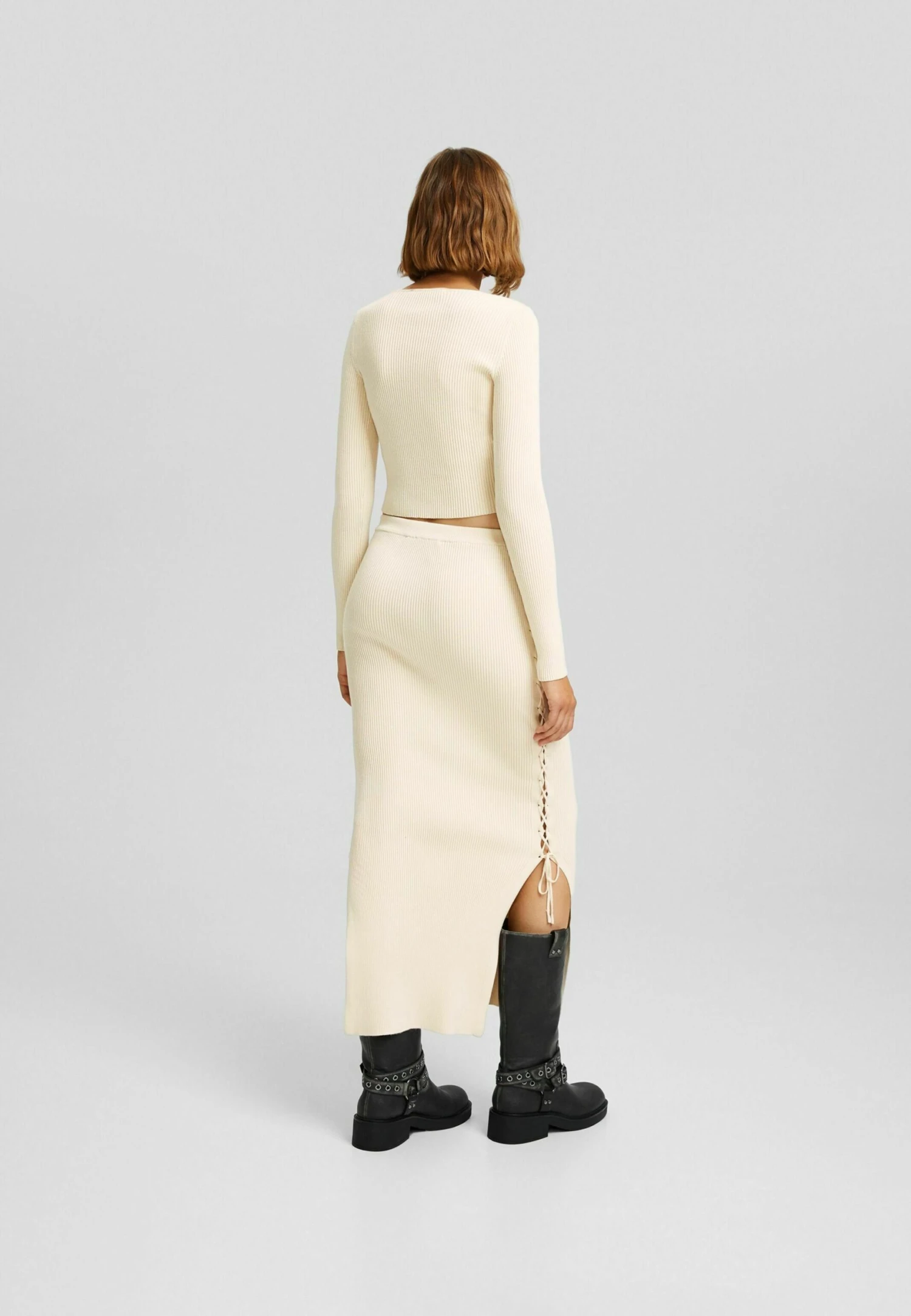 BERSHKA Knit With Side Ties- Gonna Lunga - Beige 5 BERSHKA Knit With Side Ties- Gonna Lunga - Beige - immagine 3