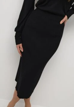 Culture Annemarie- Gonna A Tubino - Black 9 Culture Annemarie- Gonna A Tubino - Black -Vendite ONLY 2a25c6009ced424a94e605c7c049c4c6