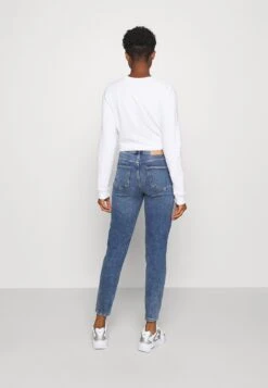 Pieces Pckesia Mom DestroyJeans BaggyMedium Blue Denim Donna Jeans PE321N0A3-K11 13 Pieces Pckesia Mom DestroyJeans BaggyMedium Blue Denim Donna Jeans PE321N0A3-K11 -Vendite ONLY 33dea787338b4cf297f685bafc7753e0