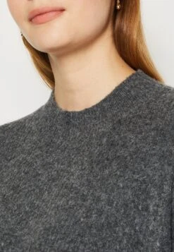 Nmbalance Funnel Tunic CurveAbito In MagliaDark Grey Melange Donna Vestiti NOY21C029-C11 -Vendite ONLY 3553e1b031484795a625503ebfc0fb65