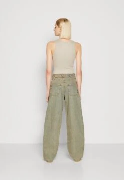 Hollister Co. Bare Highneck Boytank TopAtmosphere Donna T-shirt E Top H0421D0IS-O11 -Vendite ONLY 35e4b02943d743f5adb0d12903e02f5b