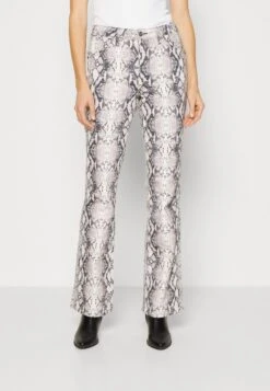 Wrangler Westward - Jeans A Zampa - Pink