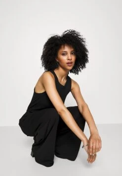 Rib Cutaway TankTopBlack Donna T-shirt E Top B3E21D00D-Q11 11 Rib Cutaway TankTopBlack Donna T-shirt E Top B3E21D00D-Q11 -Vendite ONLY 3df55a0c134e4e768802bec6ce27577e