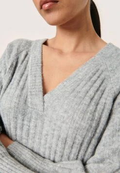 Soaked In Luxury Rakel V-Neck Abito In MagliaNeutral Gray Melange Donna Vestiti SO921C0EQ-C11 -Vendite ONLY 4feddb80e0a441dea41b2874df3e3ec6