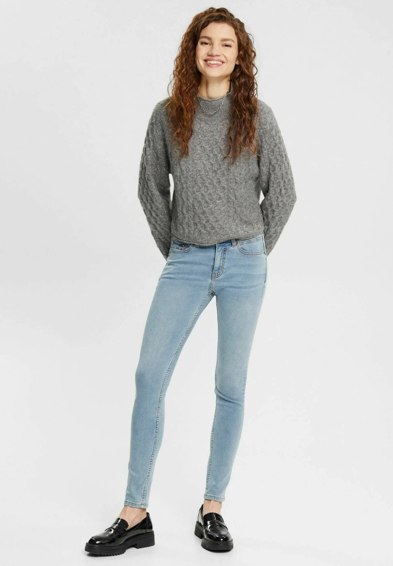 ESPRIT Mit Kleiner ZippertascheJeans Skinny FitBlue Light Washed Donna Jeans ES121N0X3-K12 4 ESPRIT Mit Kleiner ZippertascheJeans Skinny FitBlue Light Washed Donna Jeans ES121N0X3-K12 - immagine 2