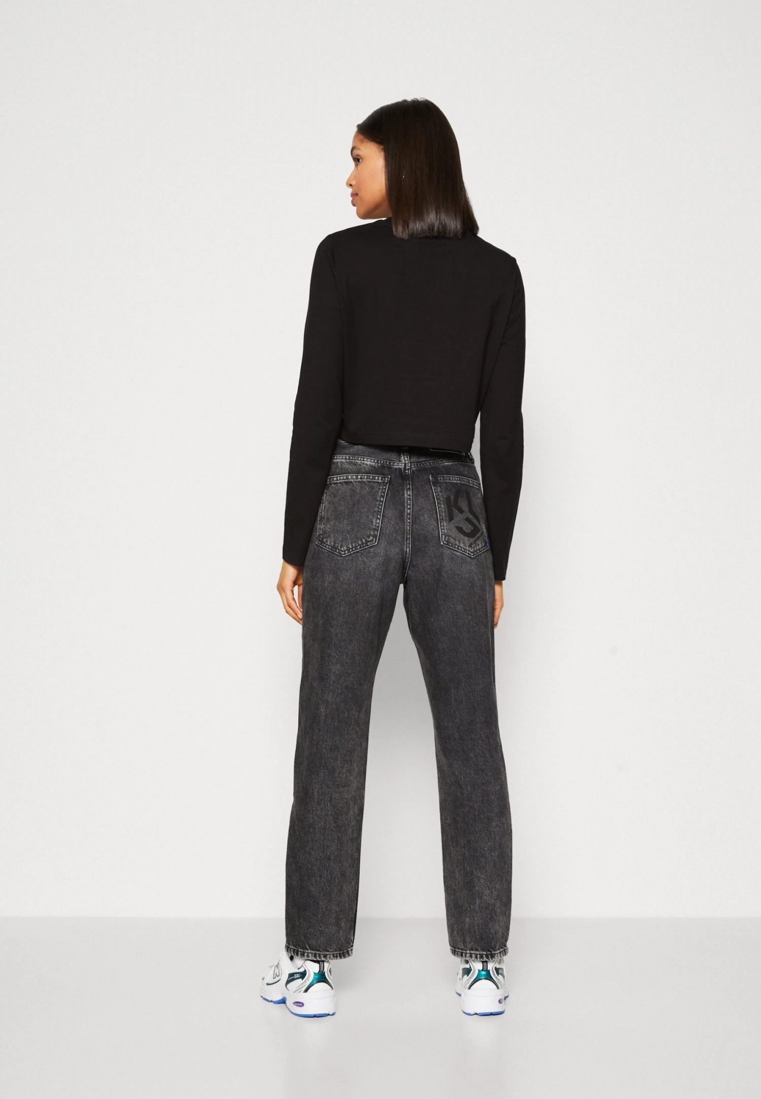 Karl Lagerfeld Jeans Tapered MonogramJeans Tapered FitVisual Grey Stone Donna Jeans K3W21N00Z-Q11 5 Karl Lagerfeld Jeans Tapered MonogramJeans Tapered FitVisual Grey Stone Donna Jeans K3W21N00Z-Q11 - immagine 3