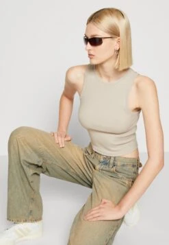 Hollister Co. Bare Highneck Boytank TopAtmosphere Donna T-shirt E Top H0421D0IS-O11 -Vendite ONLY 53fe6af750f3442b807722e5b232c8d0