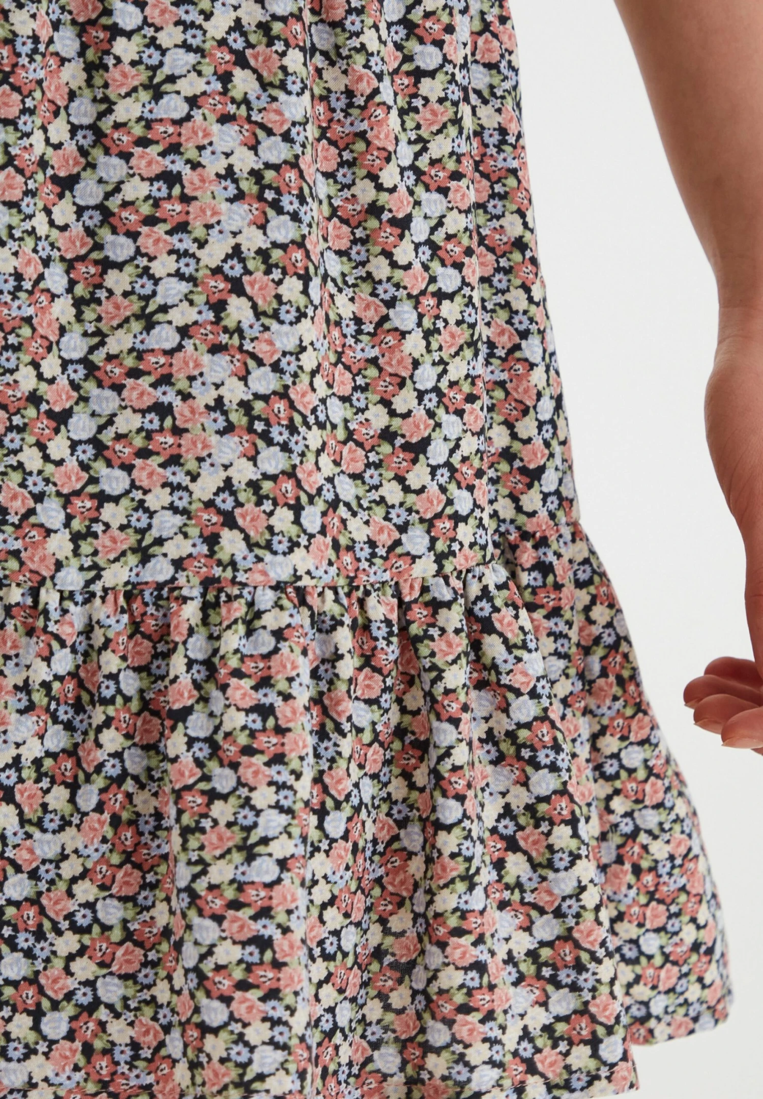 B.young Bymmjoella Short SkirtMinigonnaRose Tan Mix Donna Gonne BY221B03W-T11 6 B.young Bymmjoella Short SkirtMinigonnaRose Tan Mix Donna Gonne BY221B03W-T11 - immagine 4