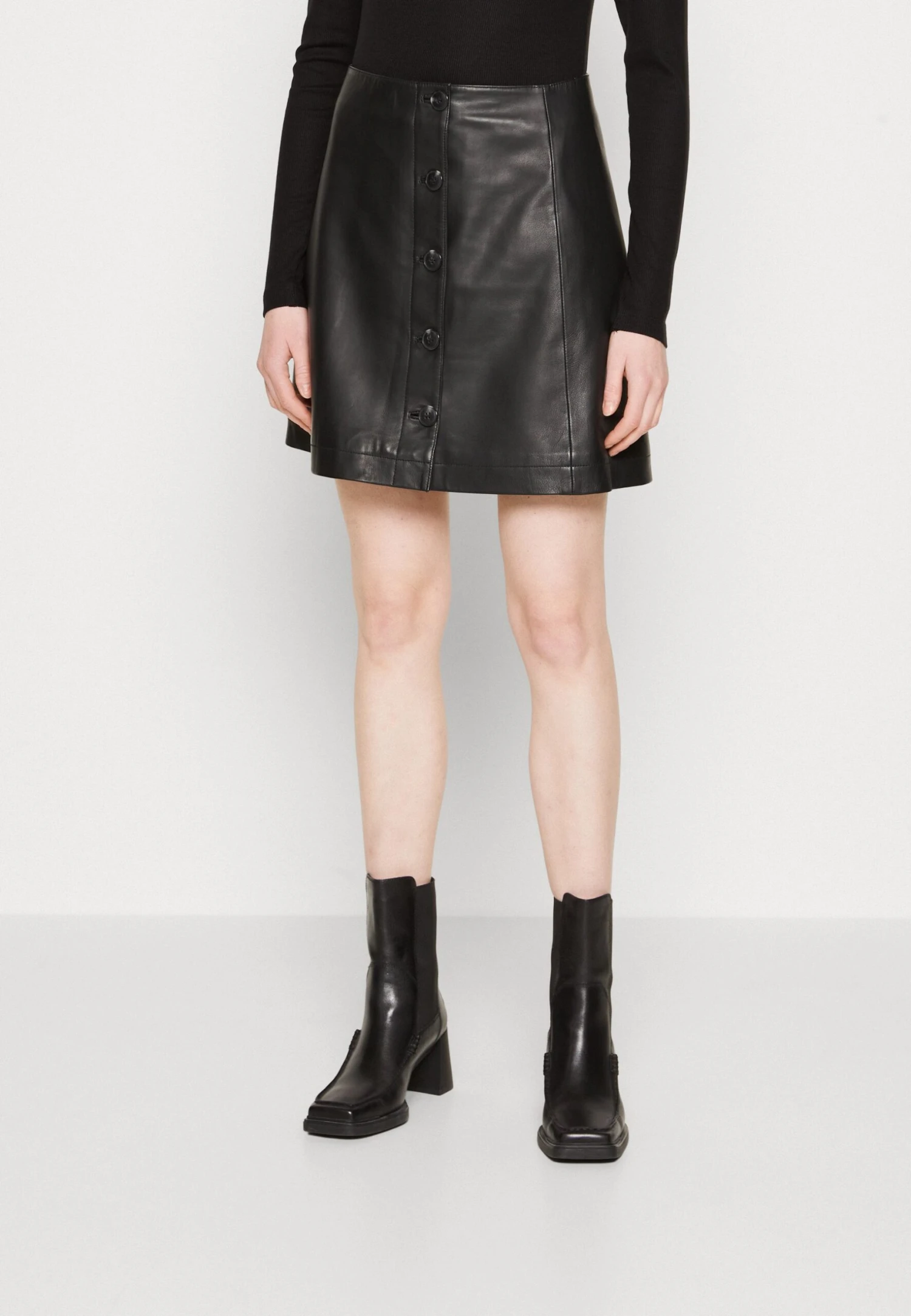 Selected Femme Slfdora Short SkirtGonna A CampanaBlack Donna Gonne SE521B0GO-Q11 3 Selected Femme Slfdora Short SkirtGonna A CampanaBlack Donna Gonne SE521B0GO-Q11