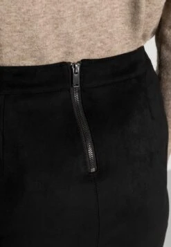 ONLY OnljulieBondedOtw - Minigonna - Black 11 ONLY OnljulieBondedOtw - Minigonna - Black -Vendite ONLY 5aa4da75059d4784bf05cff77007dc4a