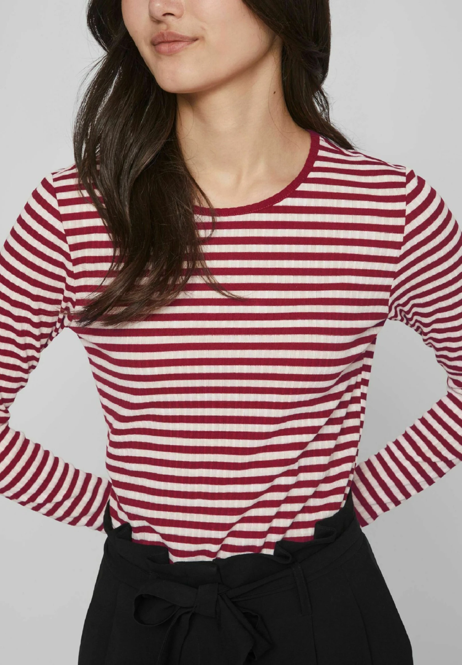 Vila Mit Langen Ärmeln GestreiftesMaglietta A Manica LungaBeet Red Donna T-shirt E Top V1021D1F8-G11 6 Vila Mit Langen Ärmeln GestreiftesMaglietta A Manica LungaBeet Red Donna T-shirt E Top V1021D1F8-G11 - immagine 4