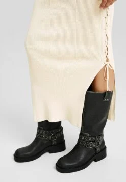 BERSHKA Knit With Side Ties- Gonna Lunga - Beige 11 BERSHKA Knit With Side Ties- Gonna Lunga - Beige -Vendite ONLY 6a80e743bb8049fc839326b3d4daf995