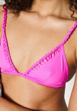 AGENT PROVOCATEUR Sofi Bikini BraBikini Pezzo SopraHot Pink Donna Moda Mare AG181J01K-J11 15 AGENT PROVOCATEUR Sofi Bikini BraBikini Pezzo SopraHot Pink Donna Moda Mare AG181J01K-J11 -Vendite ONLY 6c3ffd70bae44ddaa6df220fe26d6cdf