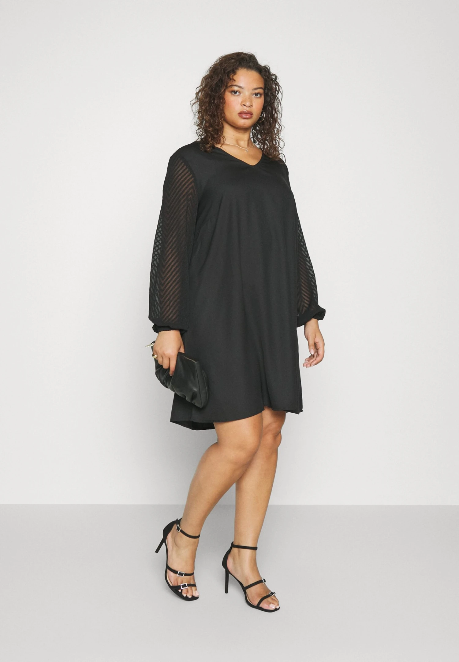 ONLY CARMAKOMA Carsussi Knee DressVestito EstivoBlack Donna Vestiti ONA21C0RX-Q11 4 ONLY CARMAKOMA Carsussi Knee DressVestito EstivoBlack Donna Vestiti ONA21C0RX-Q11 - immagine 2