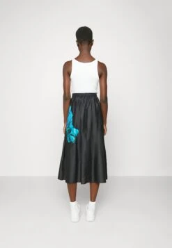 Desigual Globule LacroixGonna A PiegheBlack Donna Gonne DE121B0CJ-Q11 -Vendite ONLY 731637419590454da8cf590df658b741