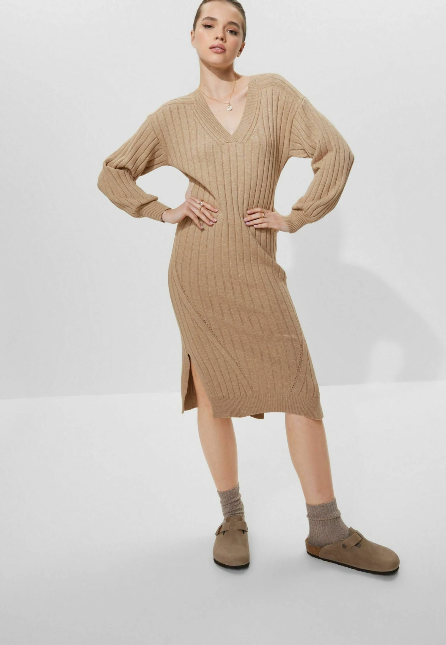 Next V-NeckAbito In MagliaCamel Brown Donna Vestiti NX321C3OR-O11 3 Next V-NeckAbito In MagliaCamel Brown Donna Vestiti NX321C3OR-O11