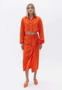 Mit Materialmusterung - Gonna A Portafoglio - Orangeade -Vendite ONLY 7623f5c15298421d832798f0e9c19ca0