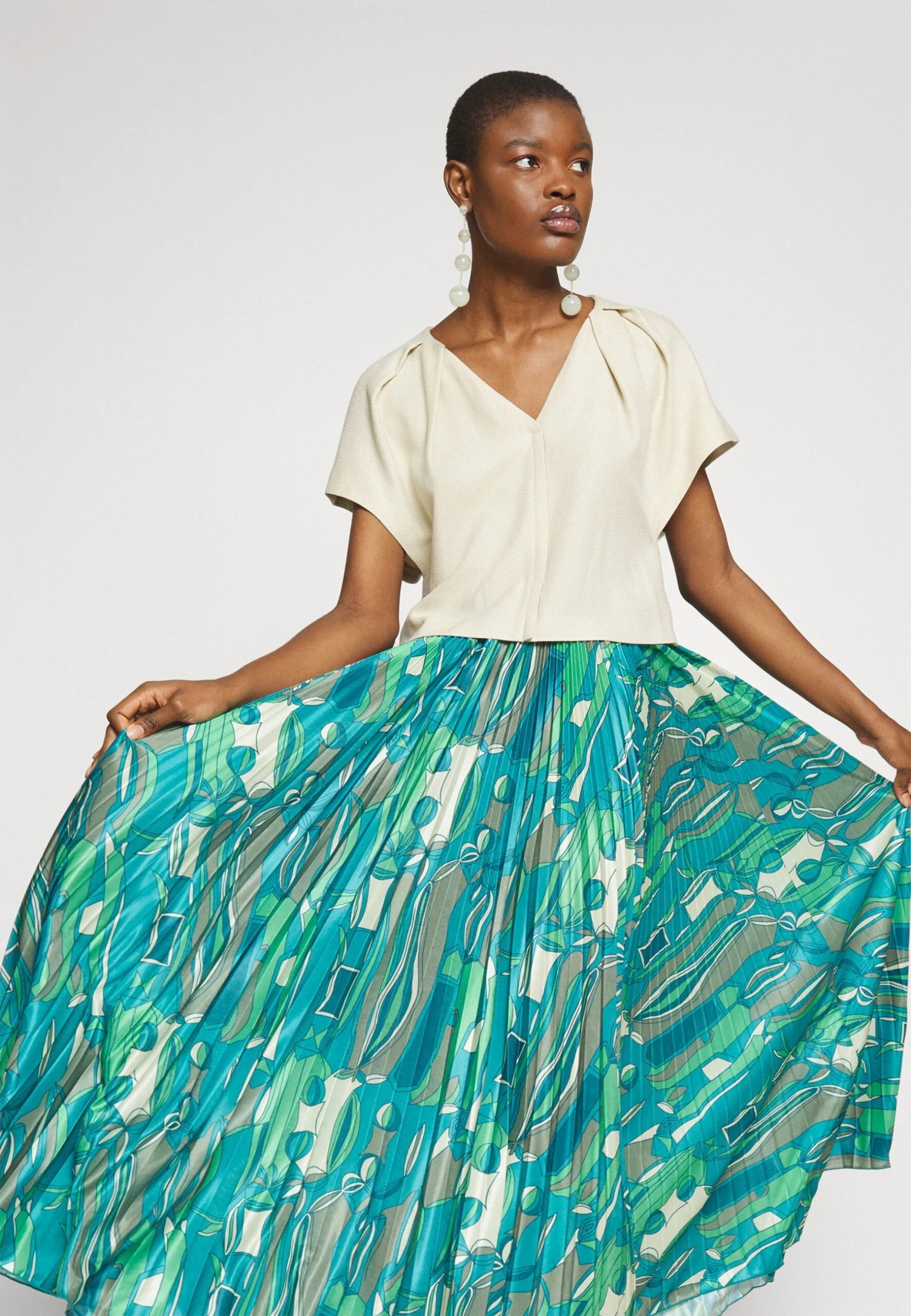 MAX & Co. CrossGonna A PiegheGreen Donna Gonne MQ921B05C-M11 6 MAX & Co. CrossGonna A PiegheGreen Donna Gonne MQ921B05C-M11 - immagine 4