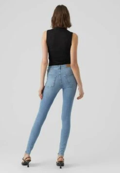 Vero Moda Jeans Slim FitLight Blue Denim Donna Jeans VE121N134-K11 10 Vero Moda Jeans Slim FitLight Blue Denim Donna Jeans VE121N134-K11 -Vendite ONLY 7f5c40e16af742d2a21c6625d39d2ebb