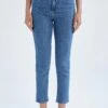 DeFacto Slim FitJeans Tapered FitBlue Donna Jeans DEZ21N0AV-K11 2 DeFacto Slim FitJeans Tapered FitBlue Donna Jeans DEZ21N0AV-K11 -Vendite ONLY 8538163eb5e54ed288bb068e337c073a