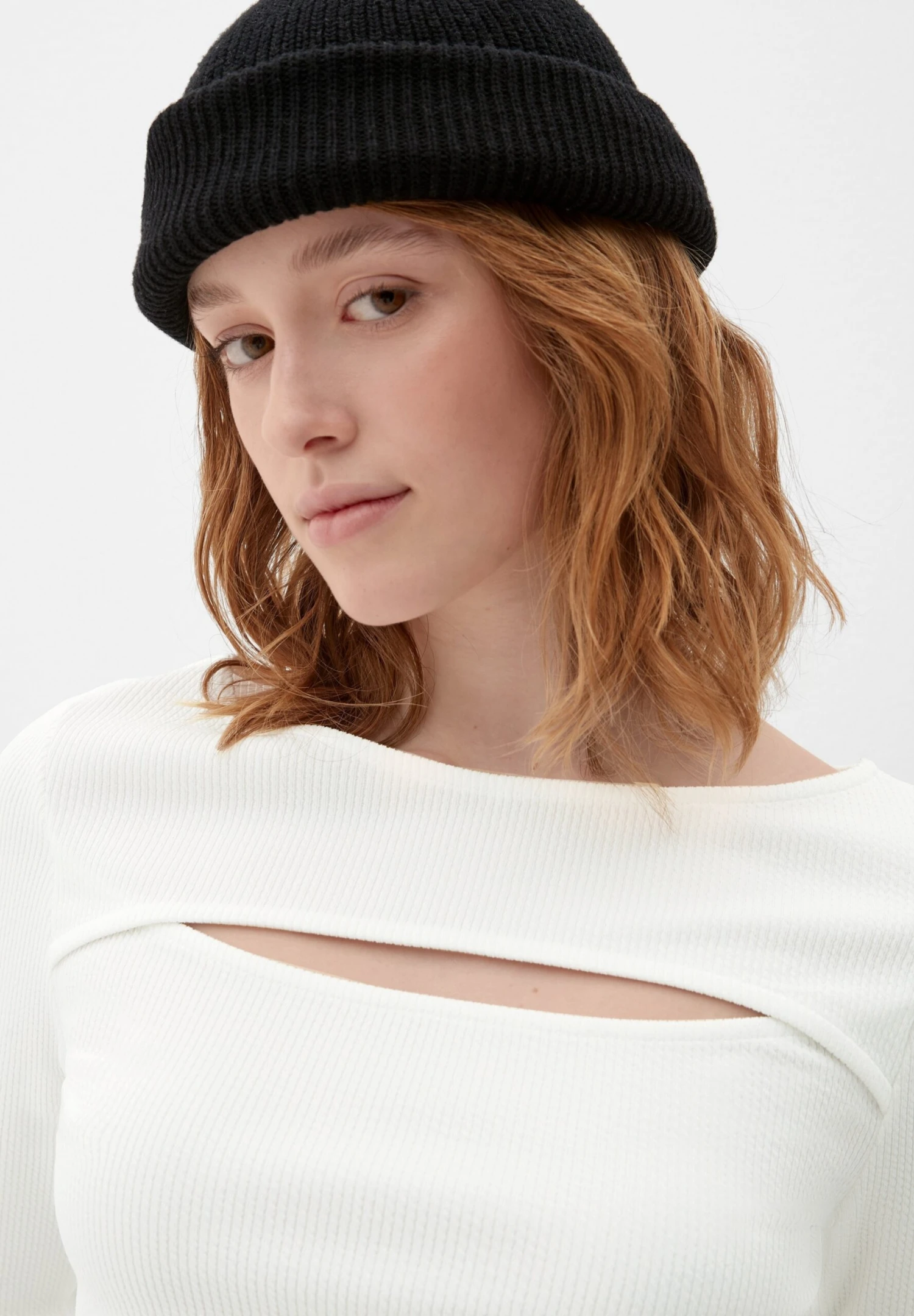 QS By S.Oliver Mit Cut-OutMaglietta A Manica LungaEcru Donna T-shirt E Top QS121D1AO-A11 6 QS By S.Oliver Mit Cut-OutMaglietta A Manica LungaEcru Donna T-shirt E Top QS121D1AO-A11 - immagine 4