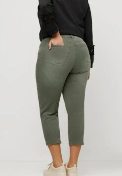 Ulla Popken Dyed MomJeans Slim FitReed Green Donna Jeans UP121N0AE-C11 -Vendite ONLY 88bea2d86200468a95847a9ec873ef18