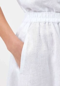 Oysho Gonna A CampanaWhite Donna Gonne OY121B01A-A11 12 Oysho Gonna A CampanaWhite Donna Gonne OY121B01A-A11 -Vendite ONLY 88e59775751349d5bbf62960e4933c32