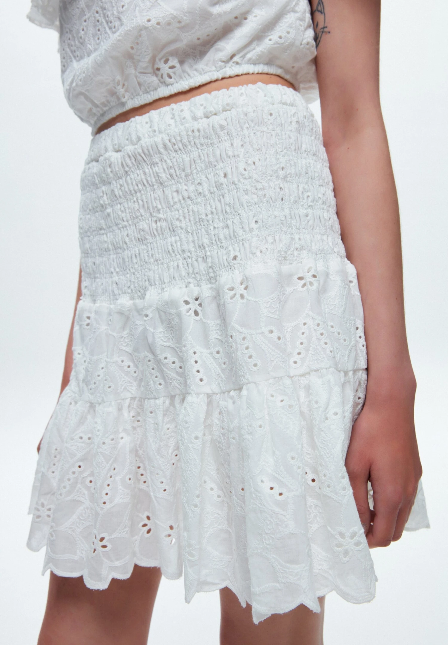 Gimped Mini - Gonna A Campana - White 6 Gimped Mini - Gonna A Campana - White - immagine 4