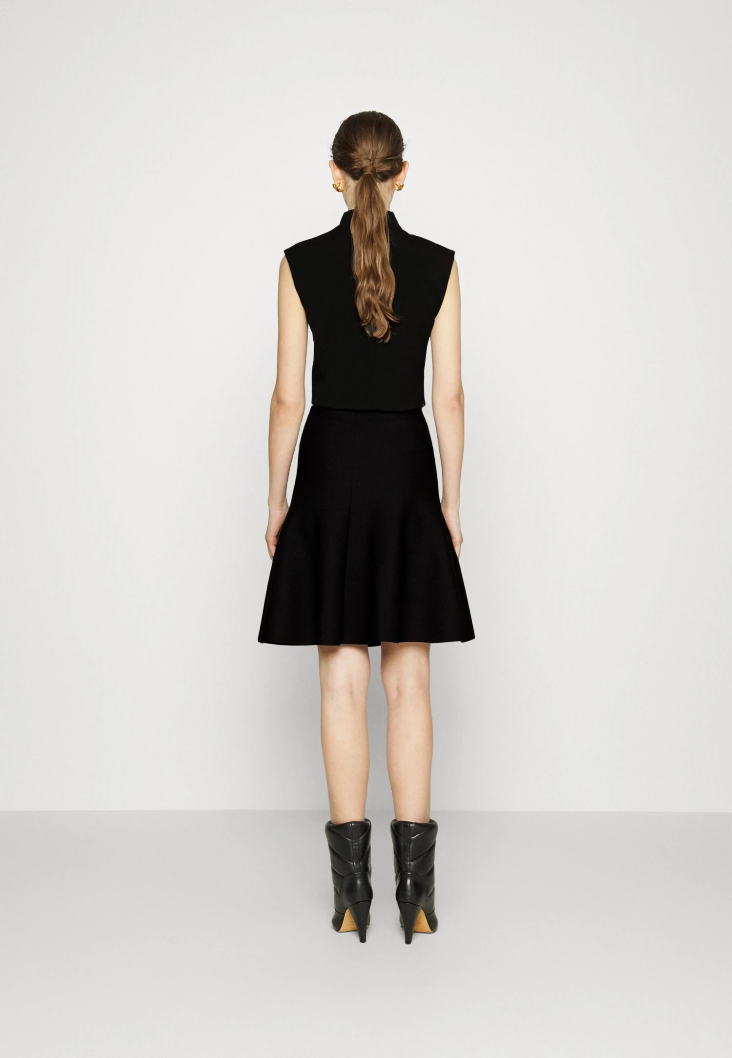 Tiger Of Sweden Elitsia - Gonna A Campana - Black 5 Tiger Of Sweden Elitsia - Gonna A Campana - Black - immagine 3