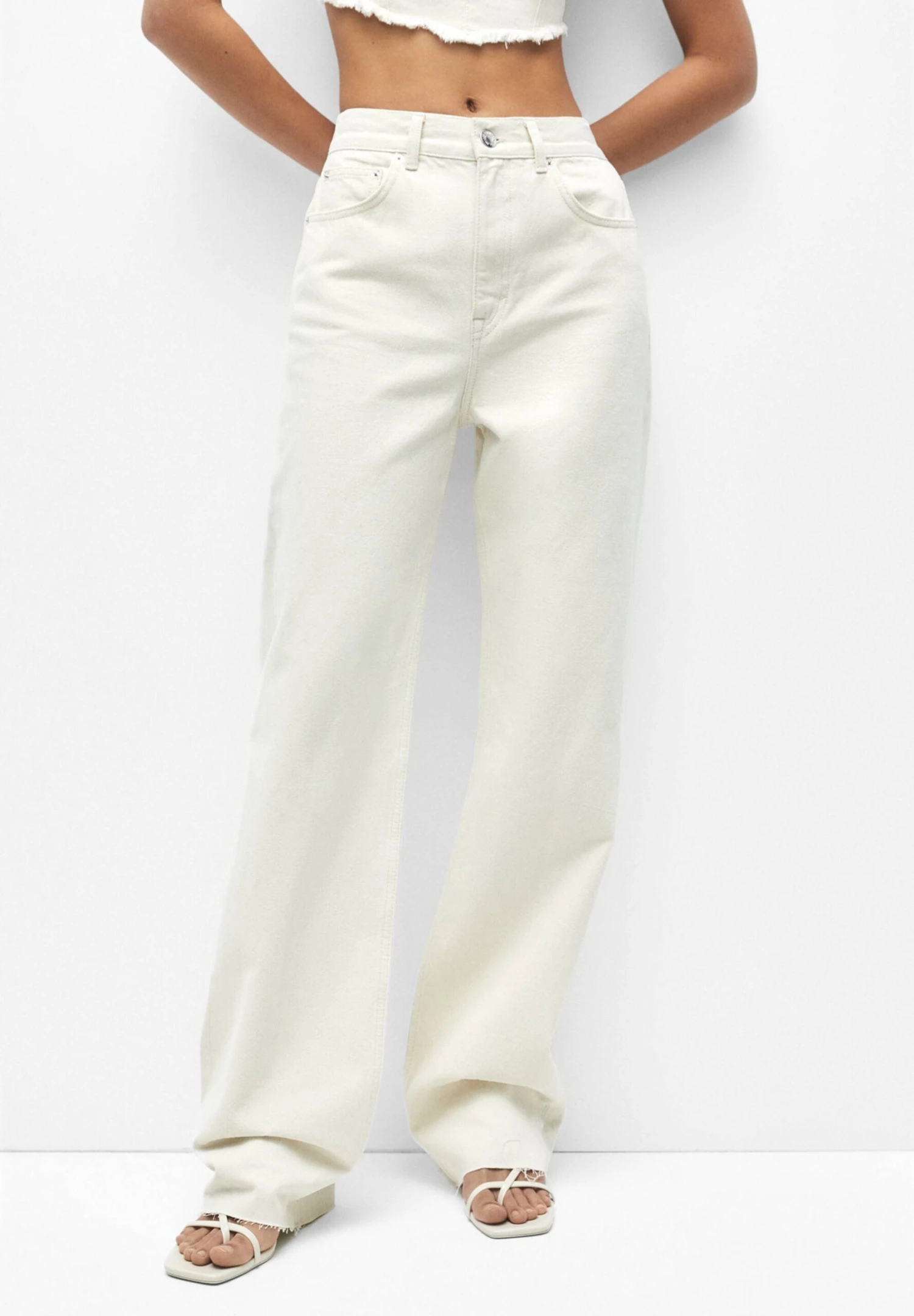 PULL & BEAR Jeans A SigarettaBeige Donna Jeans PUC21N0KW-B11 2 PULL & BEAR Jeans A SigarettaBeige Donna Jeans PUC21N0KW-B11