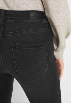 ONLY Onlblush Life Jeans Skinny FitBlack Denim Donna Jeans ON321N1FT-Q12 -Vendite ONLY aa3f5dd8929a404fb6a6da3bc209a2a5