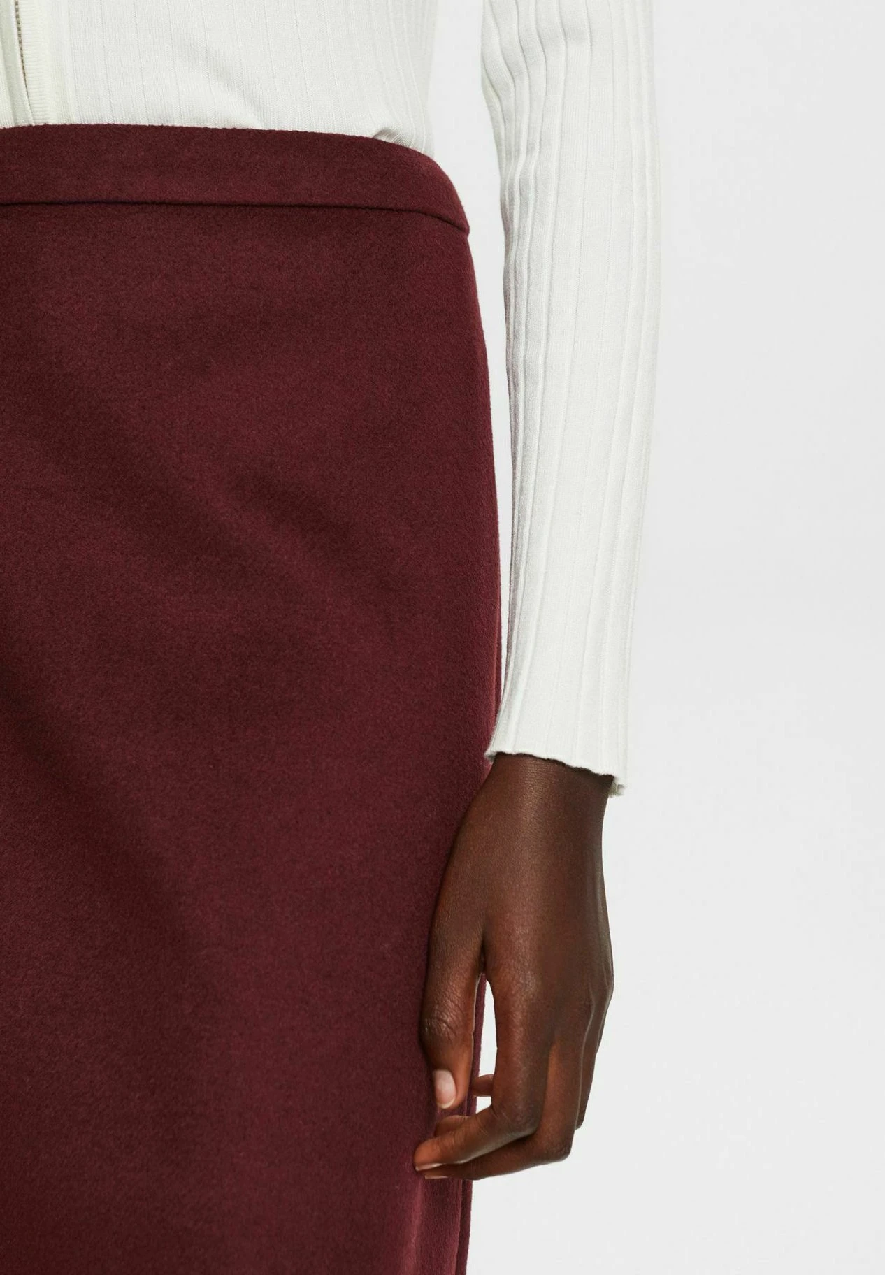 ESPRIT Regular Fit - Minigonna - Aubergine 6 ESPRIT Regular Fit - Minigonna - Aubergine - immagine 4