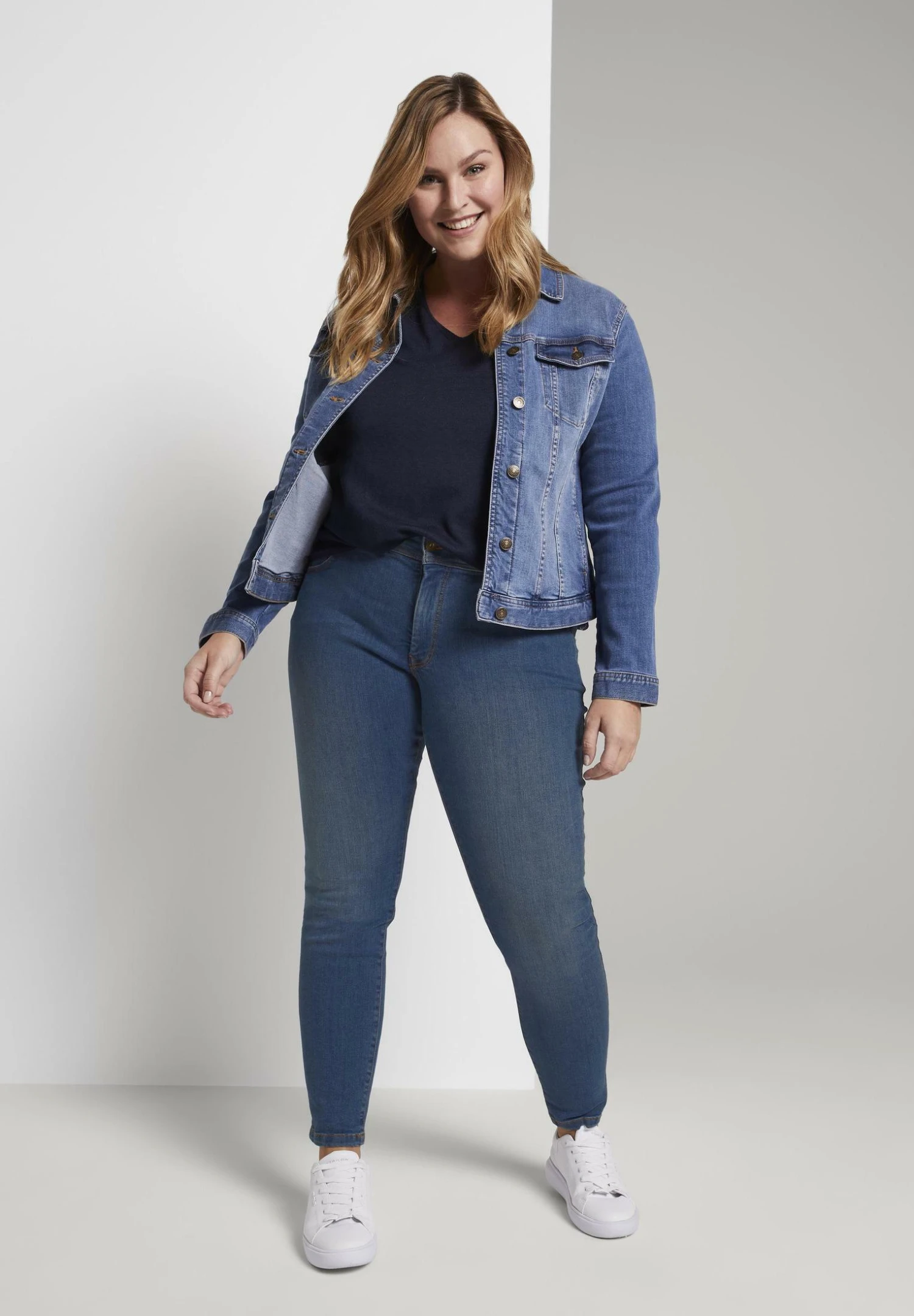 Plus Jeans BasicJeans Skinny FitBlue Denim Donna Jeans TOL21N002-K12 4 Plus Jeans BasicJeans Skinny FitBlue Denim Donna Jeans TOL21N002-K12 - immagine 2