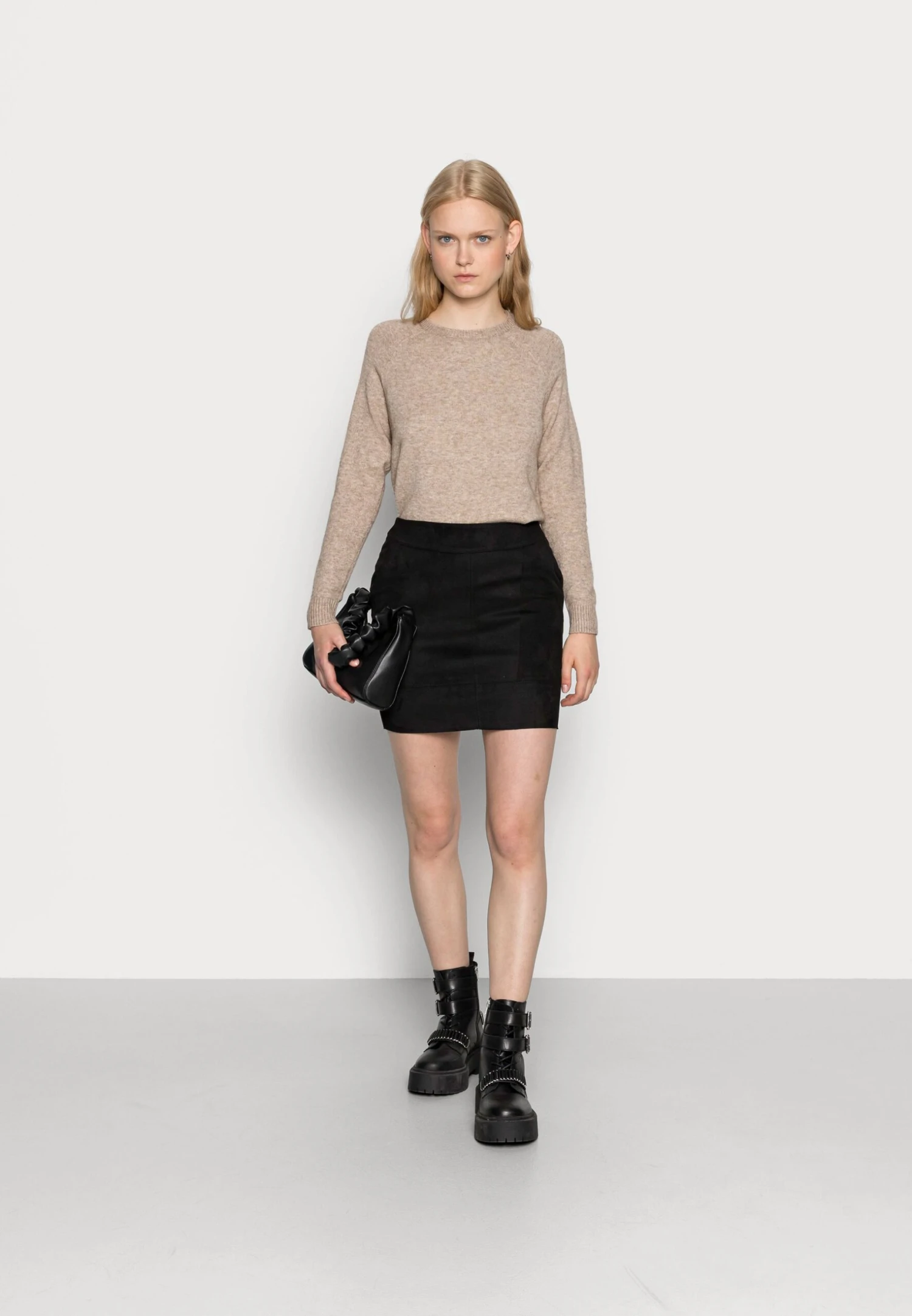 ONLY OnljulieBondedOtw - Minigonna - Black 4 ONLY OnljulieBondedOtw - Minigonna - Black - immagine 2