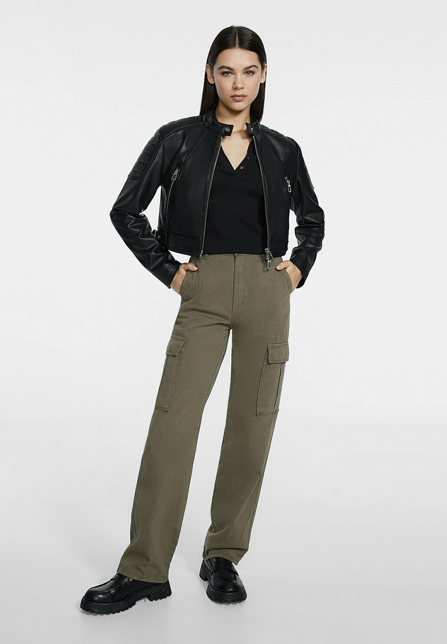 Stradivarius With Buttons PoloBlack Donna T-shirt E Top STH21D1HP-Q11 4 Stradivarius With Buttons PoloBlack Donna T-shirt E Top STH21D1HP-Q11 - immagine 2