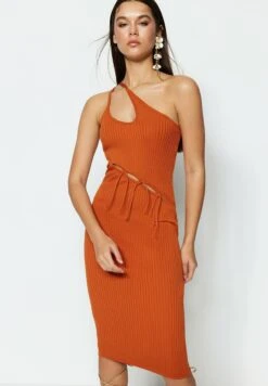 Trendyol Impreza - Tubino - Orange