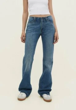 Stradivarius Jeans A ZampaBlue Denim Donna Jeans STH21N0IG-K11
