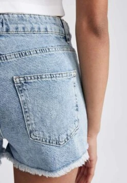 DeFacto HotShorts Di JeansBlue Donna Jeans DEZ21S0B0-K11 -Vendite ONLY e1a29d33fbd546508d76abfaee5a2dab