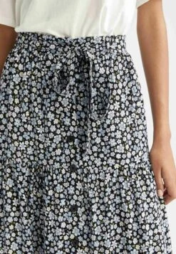 DeFacto Regular Fit Gonna A PiegheBlack Donna Gonne DEZ21B07E-Q11 -Vendite ONLY e3eec29609914b8f844d6eafdca92599