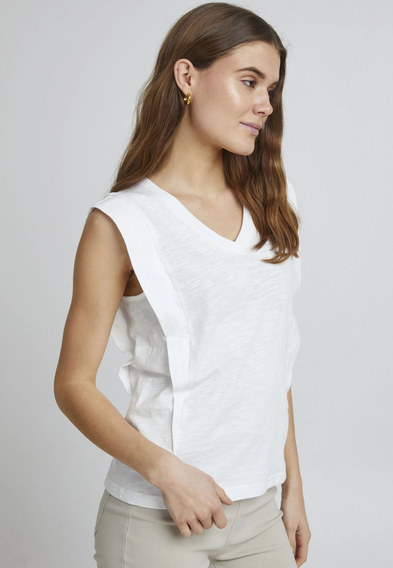 B.young BytellaV Neck TopOff White Donna T-shirt E Top BY221E0DY-A11 3 B.young BytellaV Neck TopOff White Donna T-shirt E Top BY221E0DY-A11