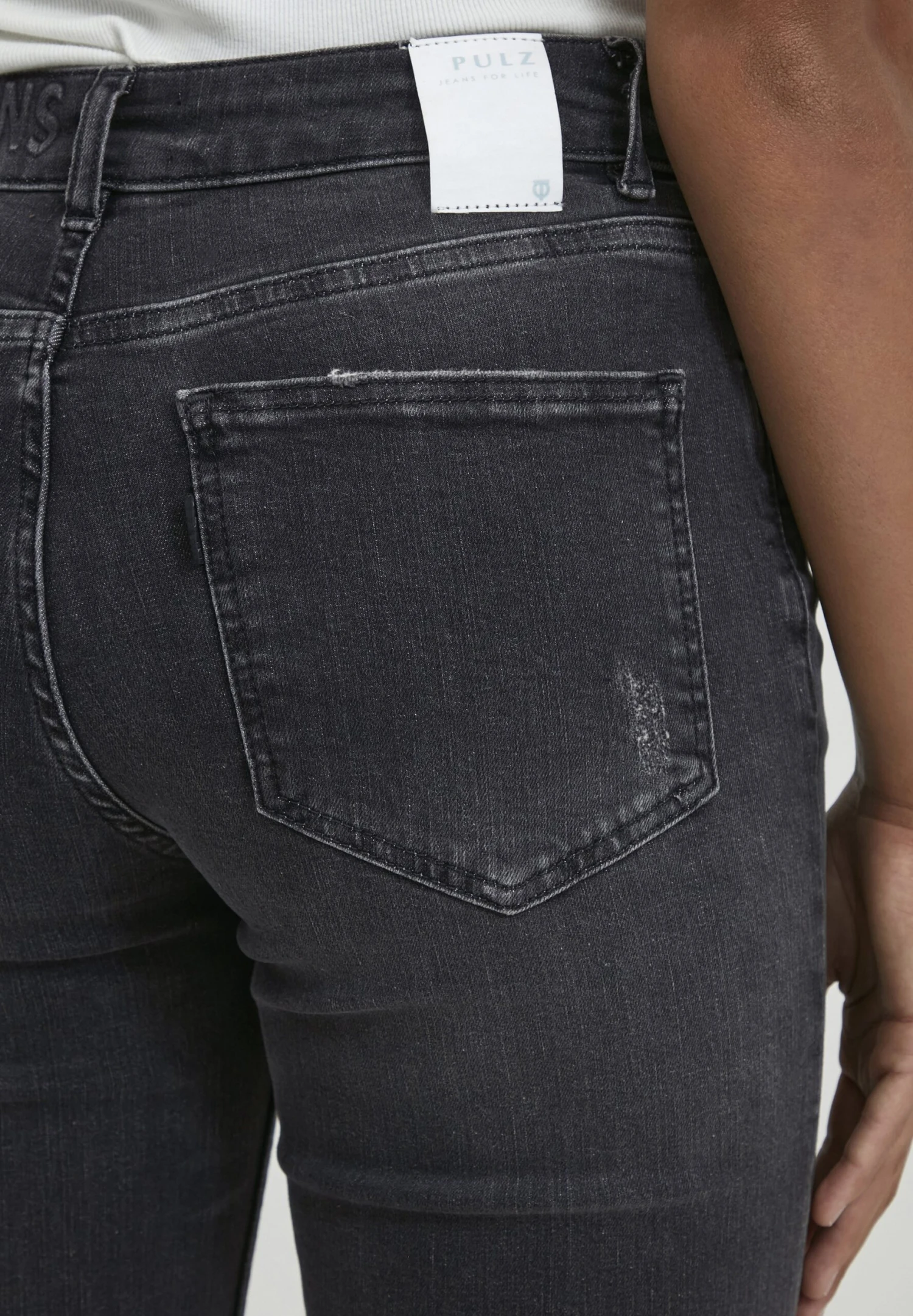 Pzemma - Jeans A Sigaretta - Grey Denim 8 Pzemma - Jeans A Sigaretta - Grey Denim - immagine 6