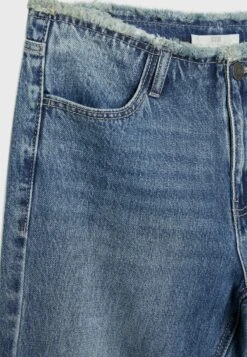 Stradivarius Jeans A ZampaBlue Denim Donna Jeans STH21N0IG-K11 -Vendite ONLY e8d2cd331dbe45a484f6a667eaf4cae4