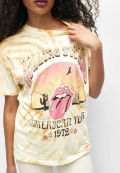 PULL & BEAR The Rolling Stones American Tour 1972T-Shirt Con StampaMulti Coloured Donna T-shirt E Top PUC21D2F0-B11 11 PULL & BEAR The Rolling Stones American Tour 1972T-Shirt Con StampaMulti Coloured Donna T-shirt E Top PUC21D2F0-B11 -Vendite ONLY fc42b234e52641239c9a9927fef421ca